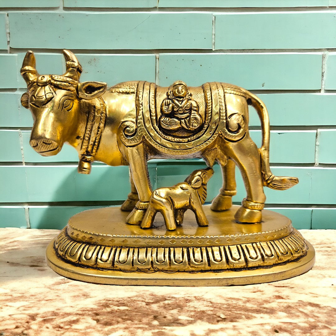 Brass Cow with Calf | (3.5 X 5.5 X 3 inch)|Weight- 1 kg