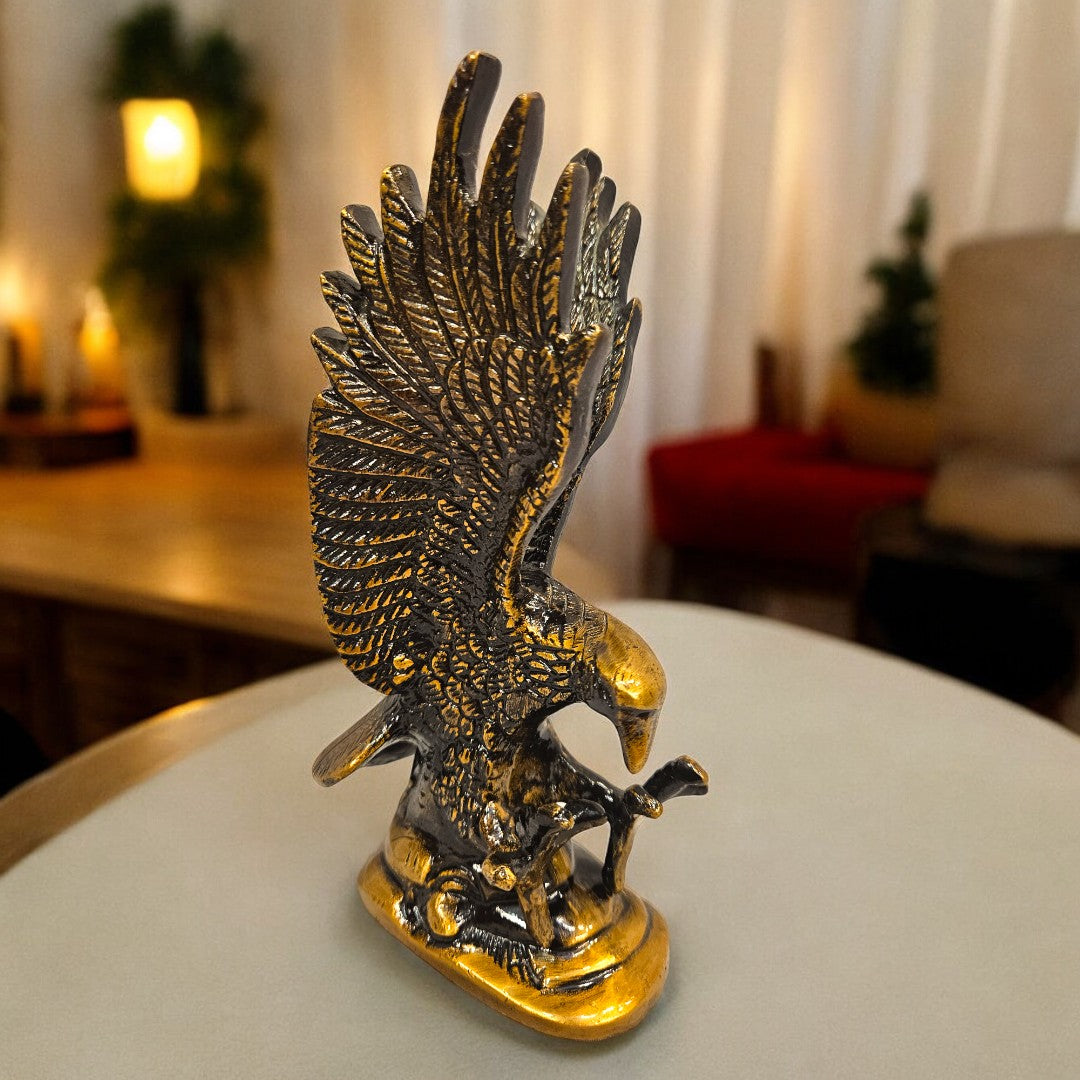 Brass Flying Eagle Statue | |(7 X 3 X 4) inch|Weight- 1 kg