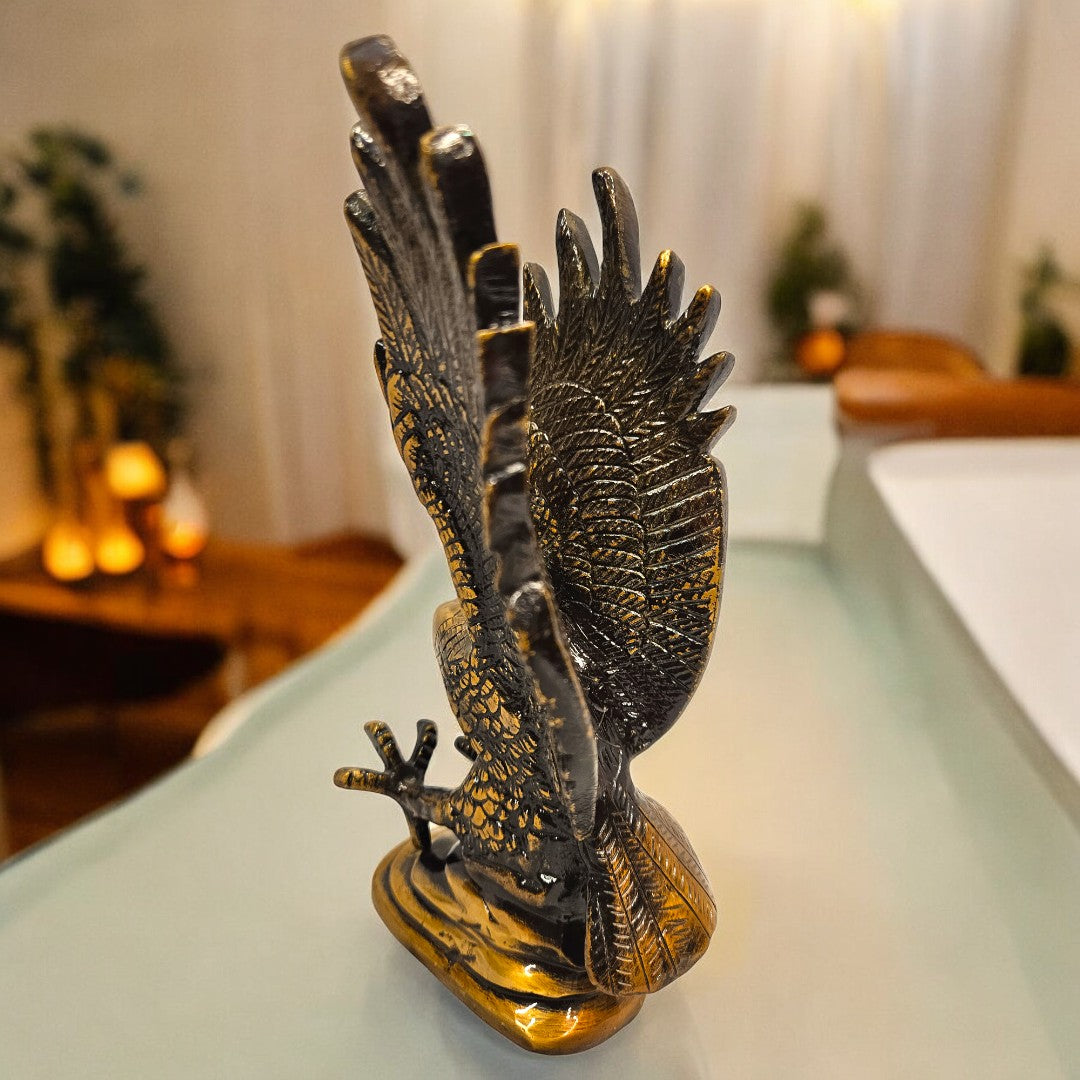 Brass Flying Eagle Statue | |(7 X 3 X 4) inch|Weight- 1 kg