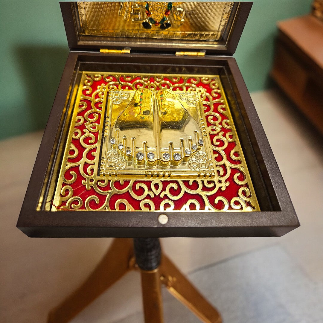 Gold Foil Jai Shree Krishna Gift \Pooja Box |(5 X 4.5 X 4.5 inch)|Weight-0.18 kg