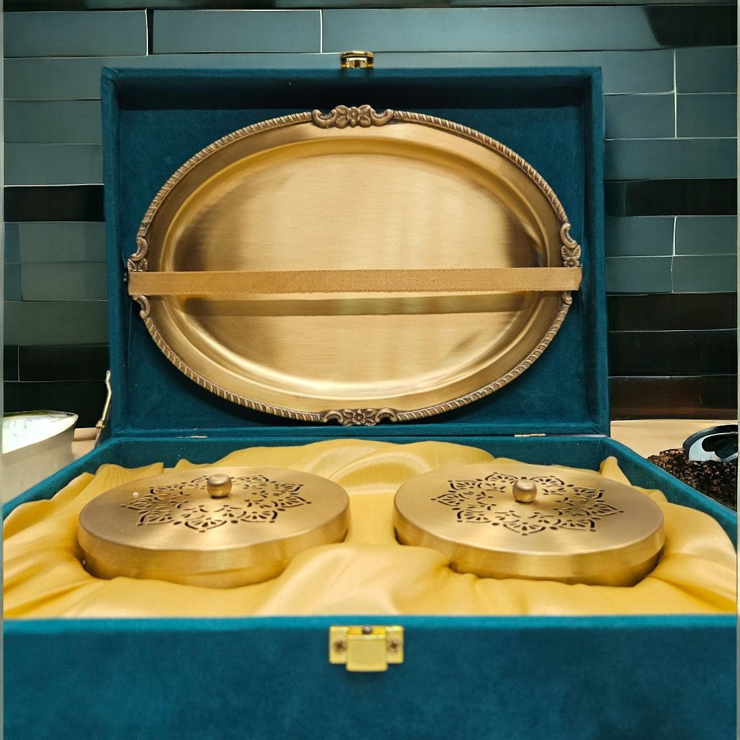 Tamas Brass Serving Tray and Bowls with Lid Set -3 Pcs Golden)