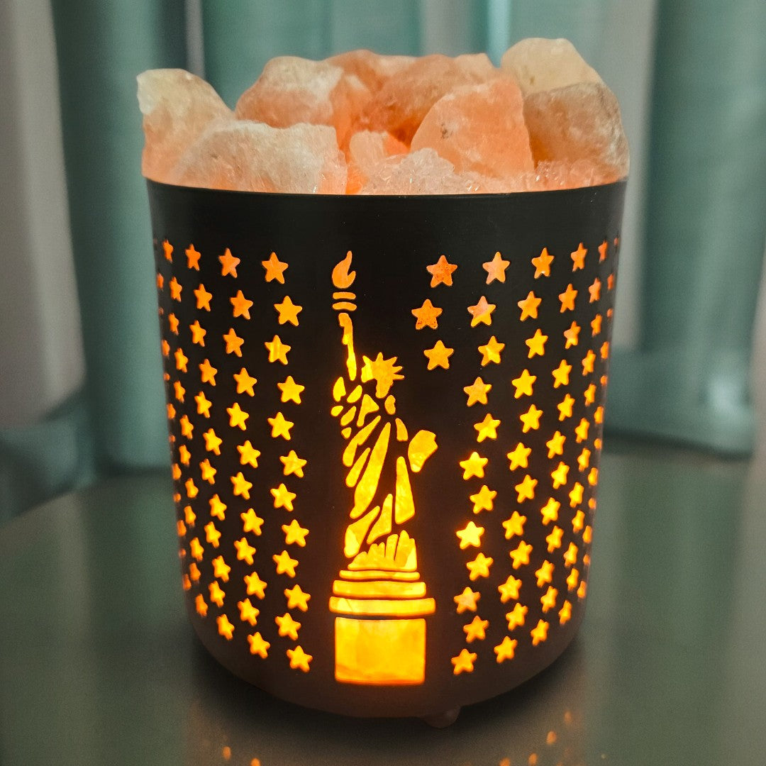 Eiffel Tower Metal Basket Lamp with Chunks of Himalayan Rock Salt (6 Inch)