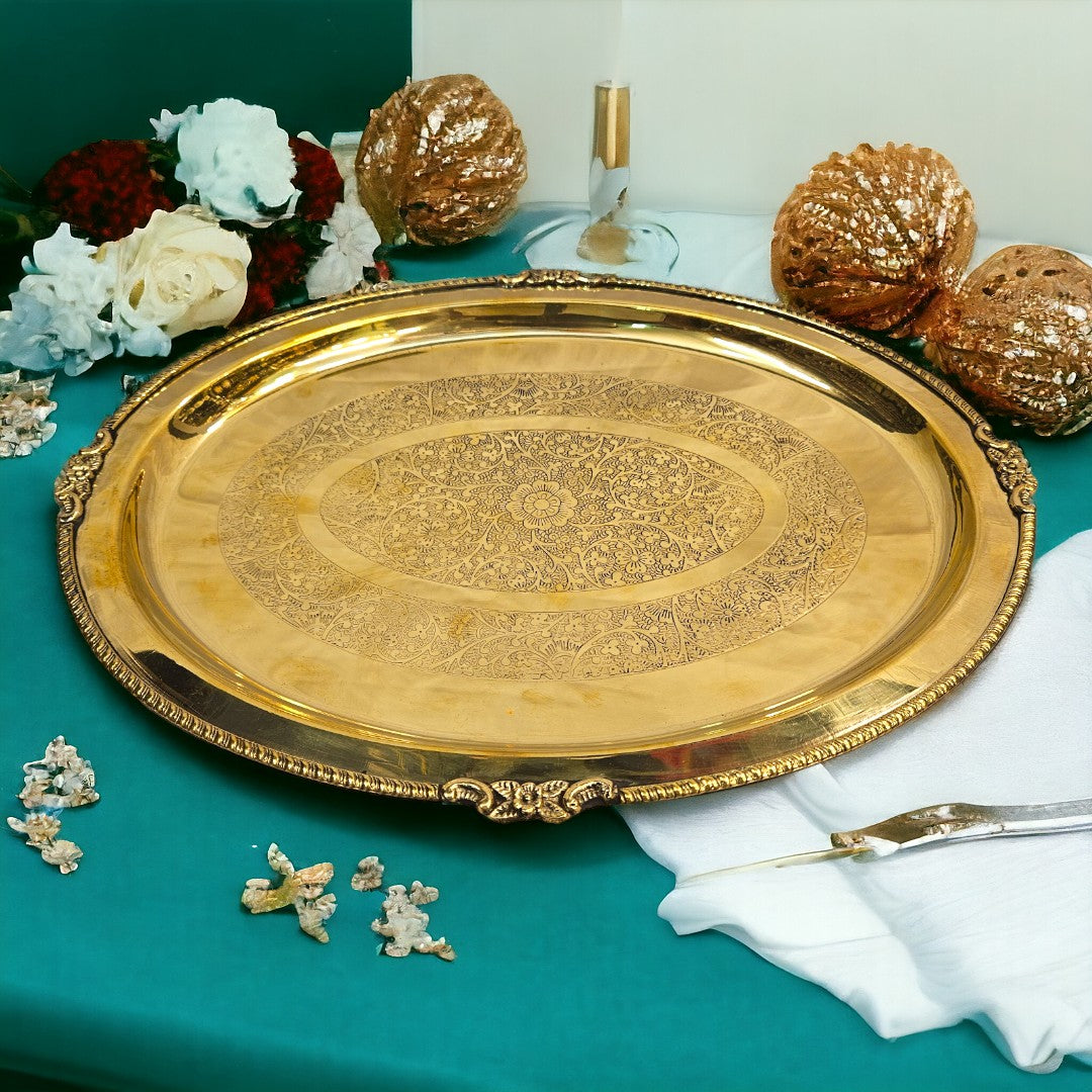 Brass Floral Etching Oval Ornate Serving Tray (0.8 Inch) (Golden)