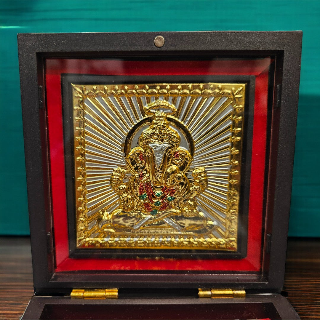 Gold Foil Ganeshaji Charan Paduka Gift/Puja Box(5 Inch)(Golden)